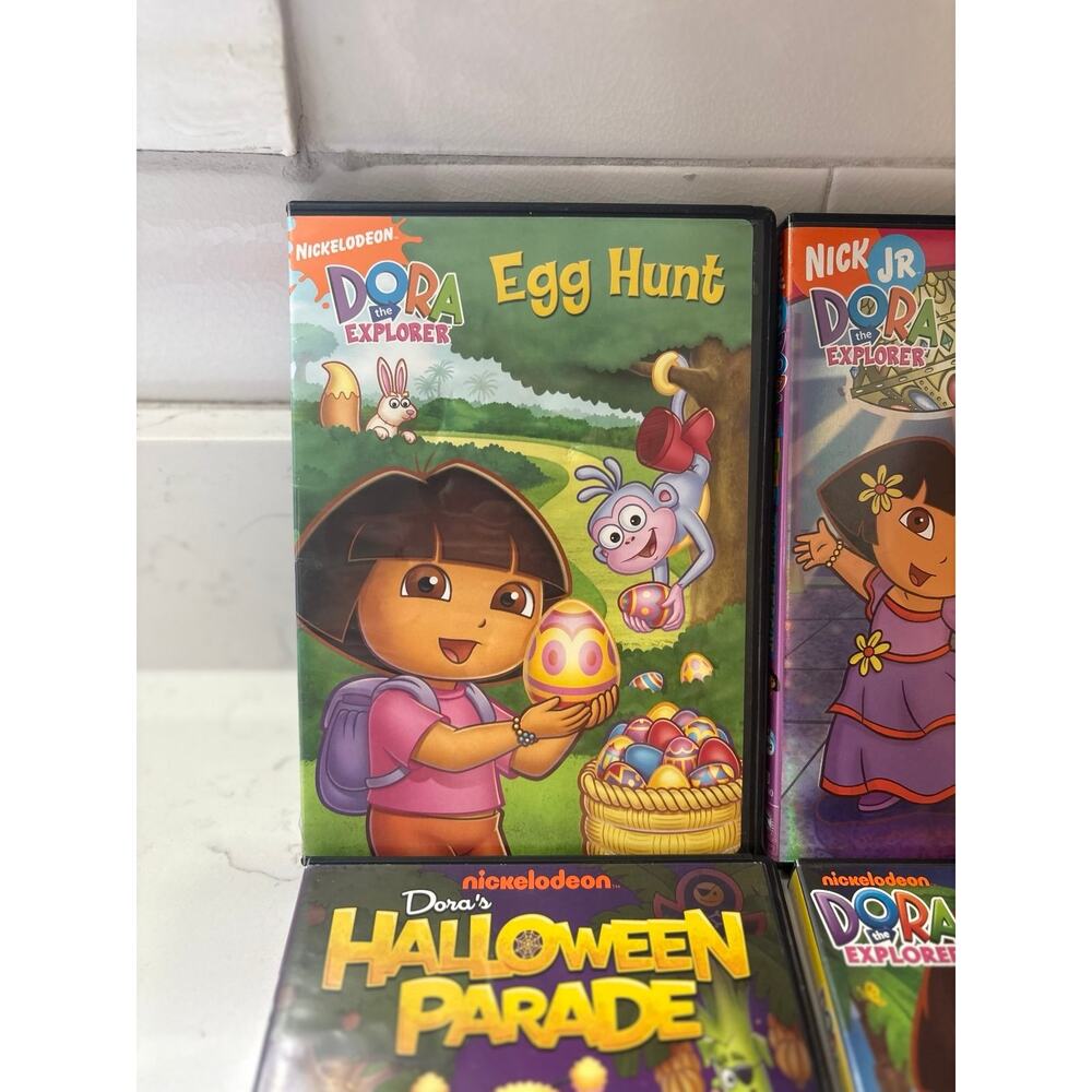 Dora DVD bundle - Picture 6 of 9